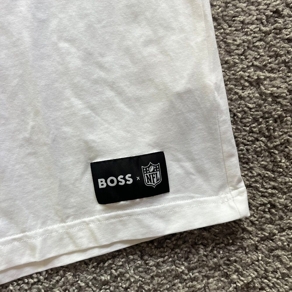 Hugo Boss x NFL Tampa Bay Buccaneers T Shirt White Athletic Stretch Size 3XL - Picture 4 of 8